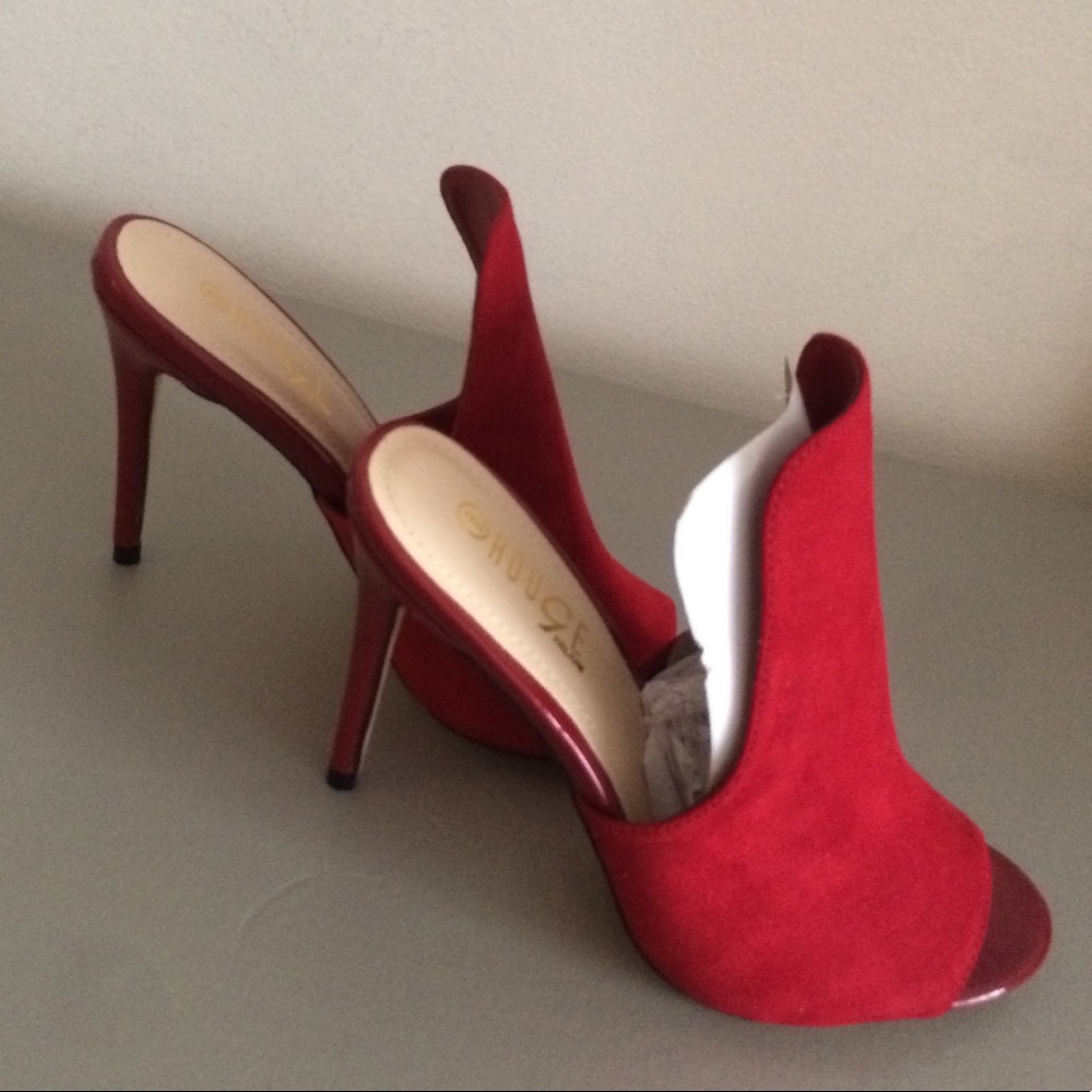 Women open toe slippers